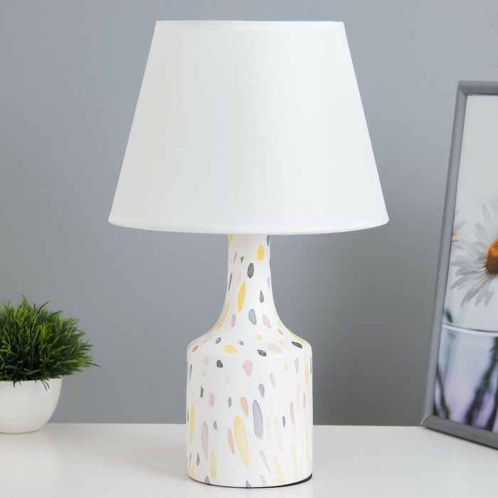 фото RISALUX Настольная лампа "Изель" E14 40Вт белый 22,5х22,5х37 см