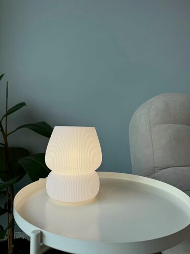 Изображение товара Настольная лампа-светильник Белый