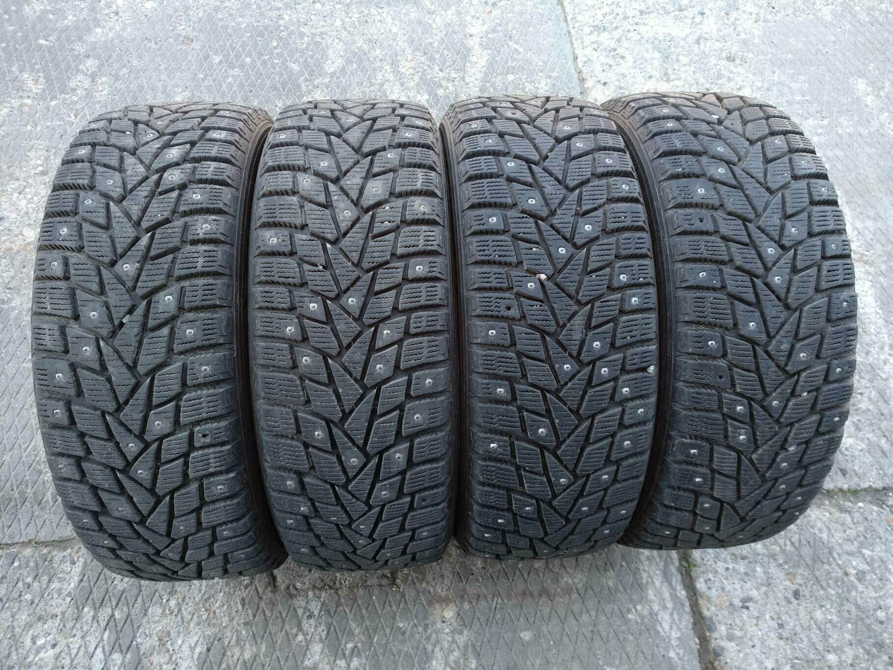 Шины Dunlop SP Winter Ice 02 205/55 R16 94T БУ Зимние шипованные