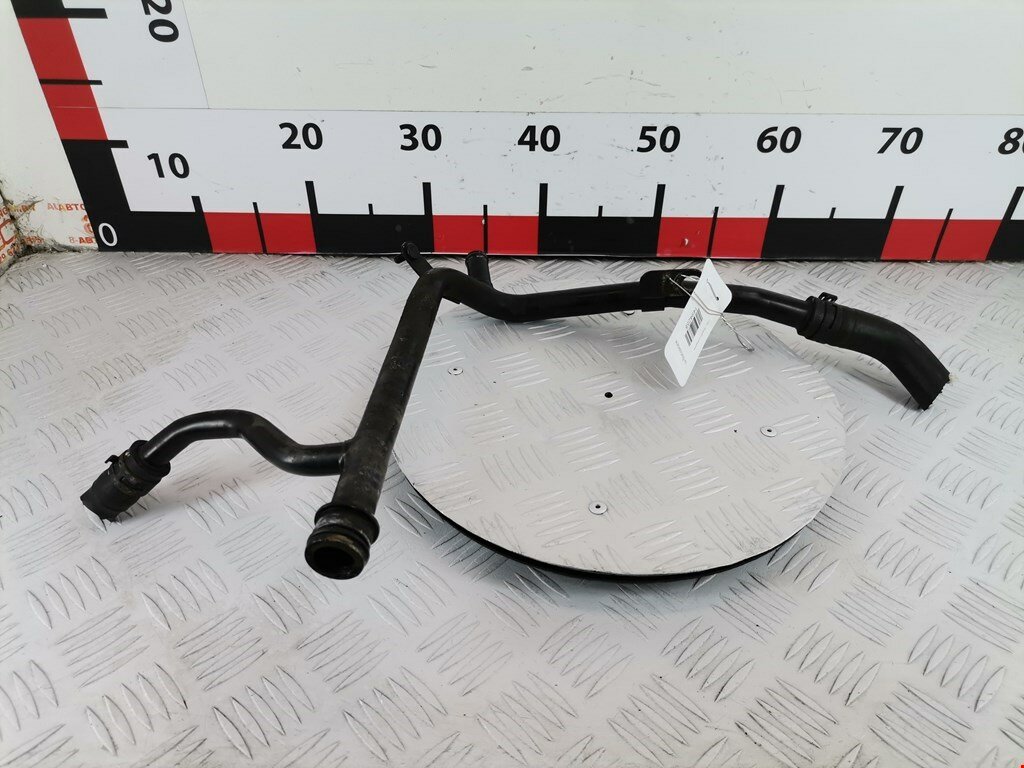 Патрубок охлаждения Seat Altea 06A121065CB арт. 1494258