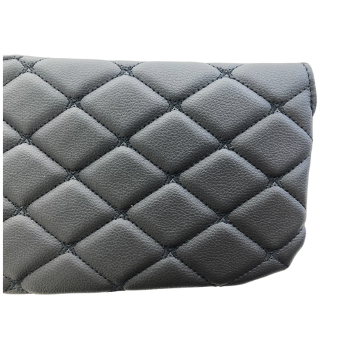 Чехлы на козырьки КАМАЗ декоративный черный ромб, черная нить (2 шт)