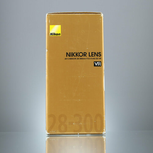 Объектив Nikon 28-300mm f35-56G ED VR AF-S Nikkor черный 73990₽