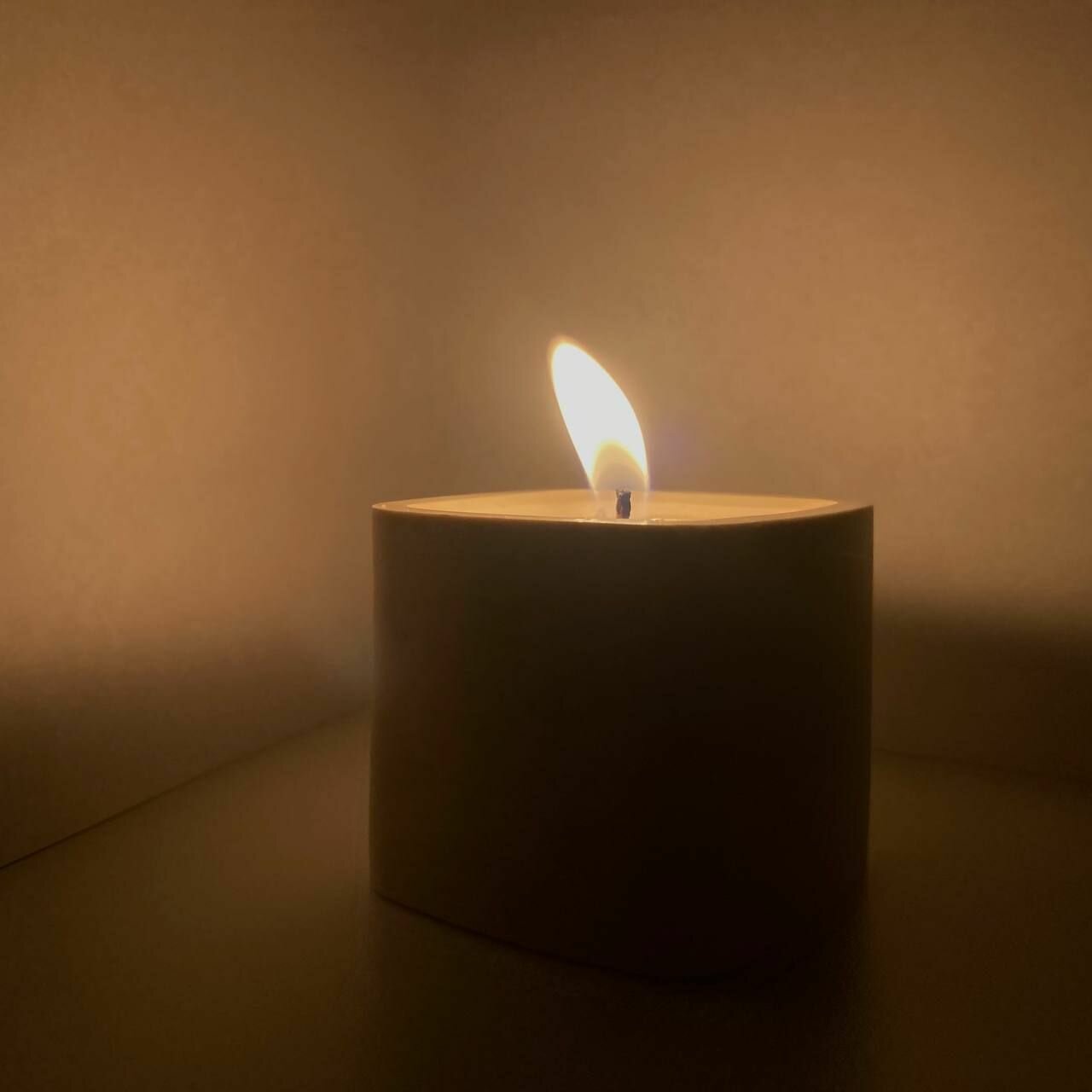 Свеча ароматизированная Lavanda