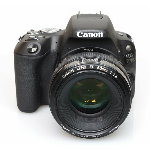 Фотоаппарат Canon Eos 200D kit 18-55mm и EF 50mm f18 STM 8599900₽
