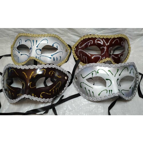 фото Карнавальная венецианская маска с кружевами . комплект из 4 шт. нет бренда