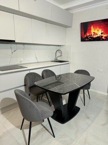 Изображение товара Кухонный стол и стулья комплект Обеденная группа