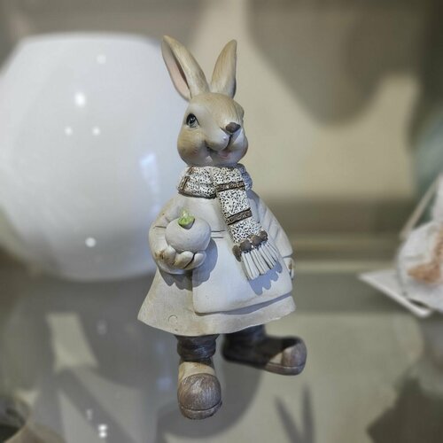 Красивые статуэтки Кролик с яблоком 7х65х155 см декор и интерьер в дом 1790₽