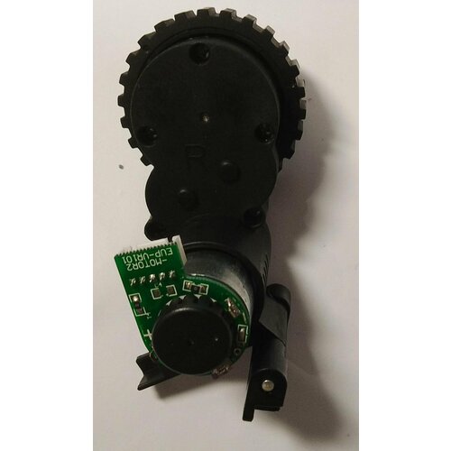 Колесо правое R EUP-UR101-MOTOR2 робота пылесоса Hyundai Robot Vacuum Cleaner H-VCRQ70 2500₽