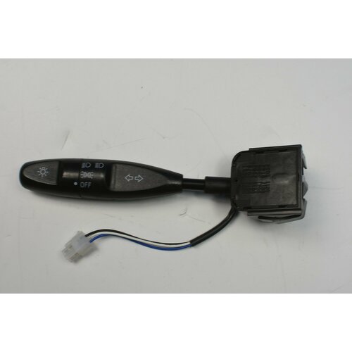 Переключатель подрулевой свет поворот Daewoo Nexia 878₽