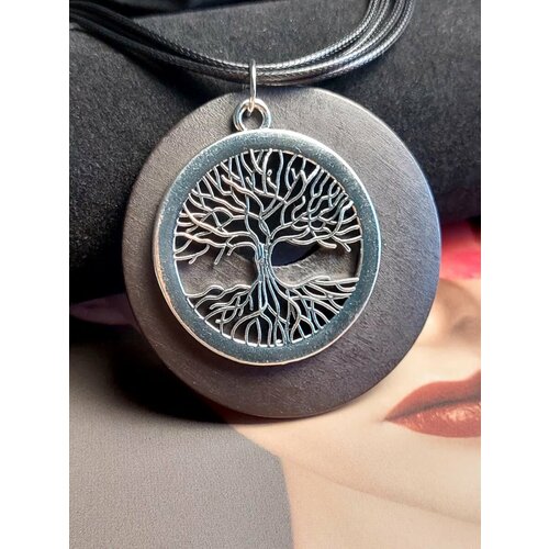 Колье, дерево, длина 75 см, черный