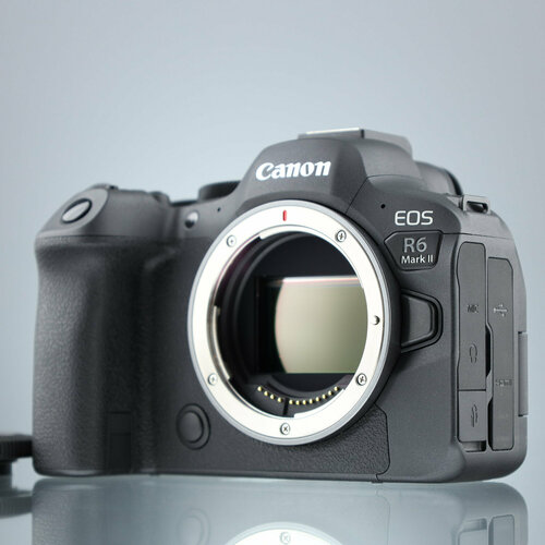 Фотоаппарат Canon EOS R6 Mark II Body черный 200768₽