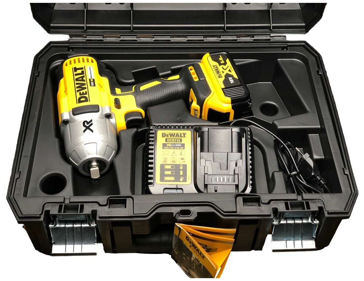 Гайковерт DeWalt DCF899P1 - фотография № 2