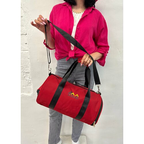 фото Сумка спортивная спортивная red, 15 л, 22х29х43 см, ручная кладь, красный нет бренда