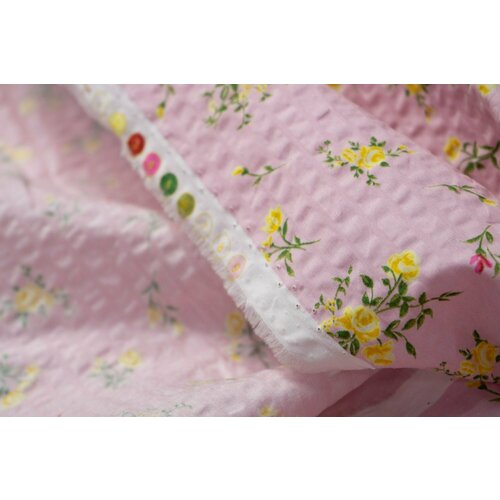фото Ткань хлопок сирсакер розовый в цветочек. ткань для шитья unofabric