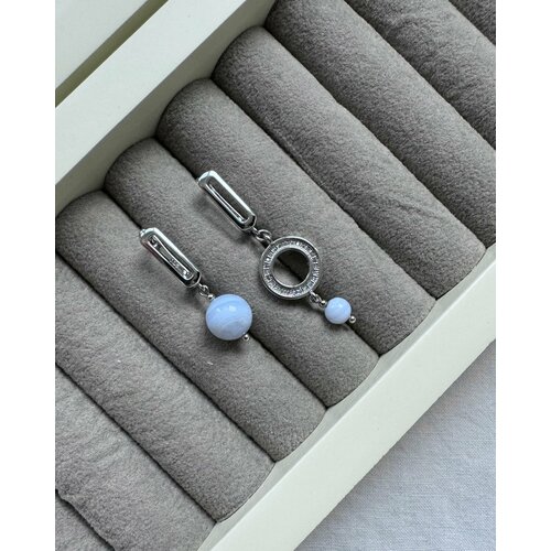 Серьги непарные , размер 35 мм, серебристый