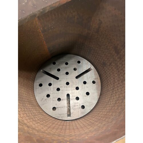 Колосник 60х60х0,3 см из горячекатаной стали