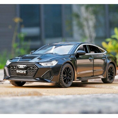 Машинка инерционная Audi RS7 металлическая модель 1:32 чёрная, со светом и звуком В подарочной упаковке