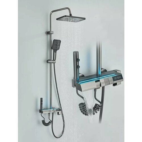 Душевой кран с цифровым дисплеем