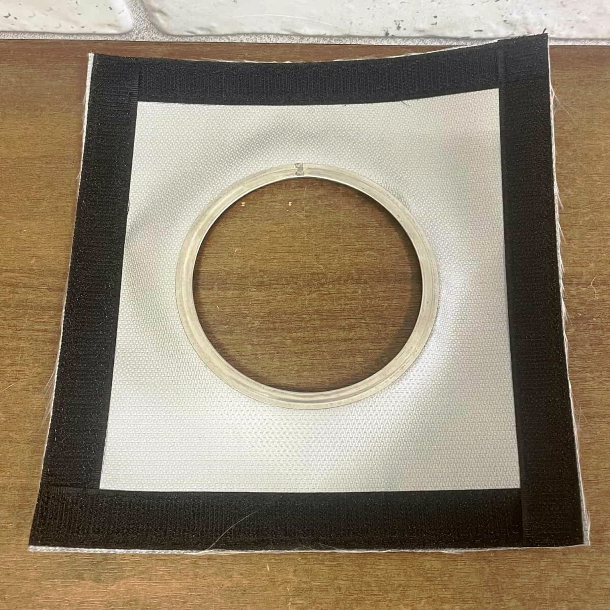 Разделка под трубу в палатку для дымохода 90 мм / 20 x 19 см до 300 °C (для палатки Снегирь, огнеупорная из термоткани)