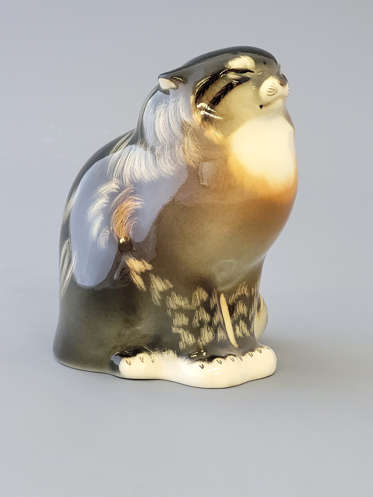 Фарфоровая статуэтка Дикий кот Манул, 14,5 см , Императорский фарфоровый завод — фото 1