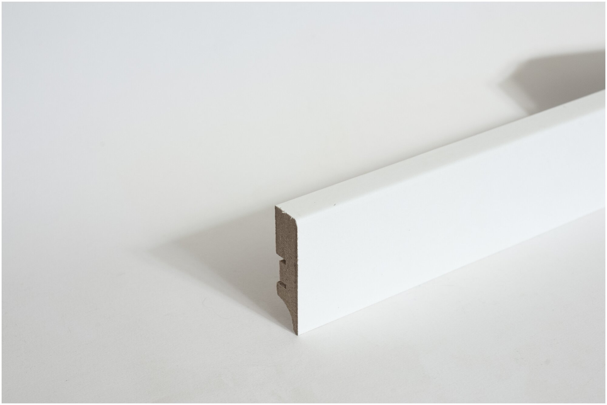 Плинтус МДФ белый под покраску 60мм*24м