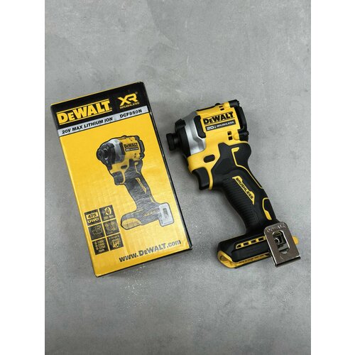 Аккумуляторный винтоверт DeWALT DCF850N 18500₽