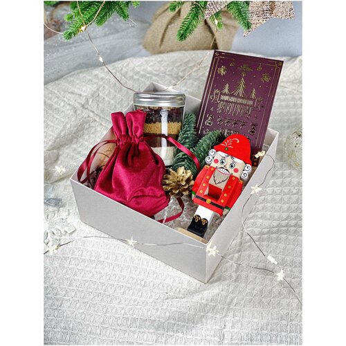 Darsy Box Корпоративный подарочный набор на новый год 