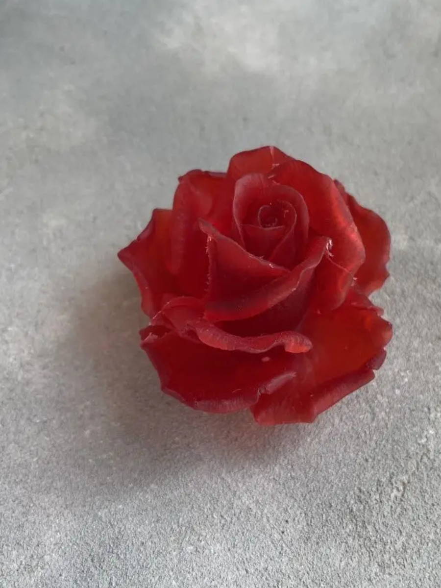 Натуральное мыло ручной работы Роза красная