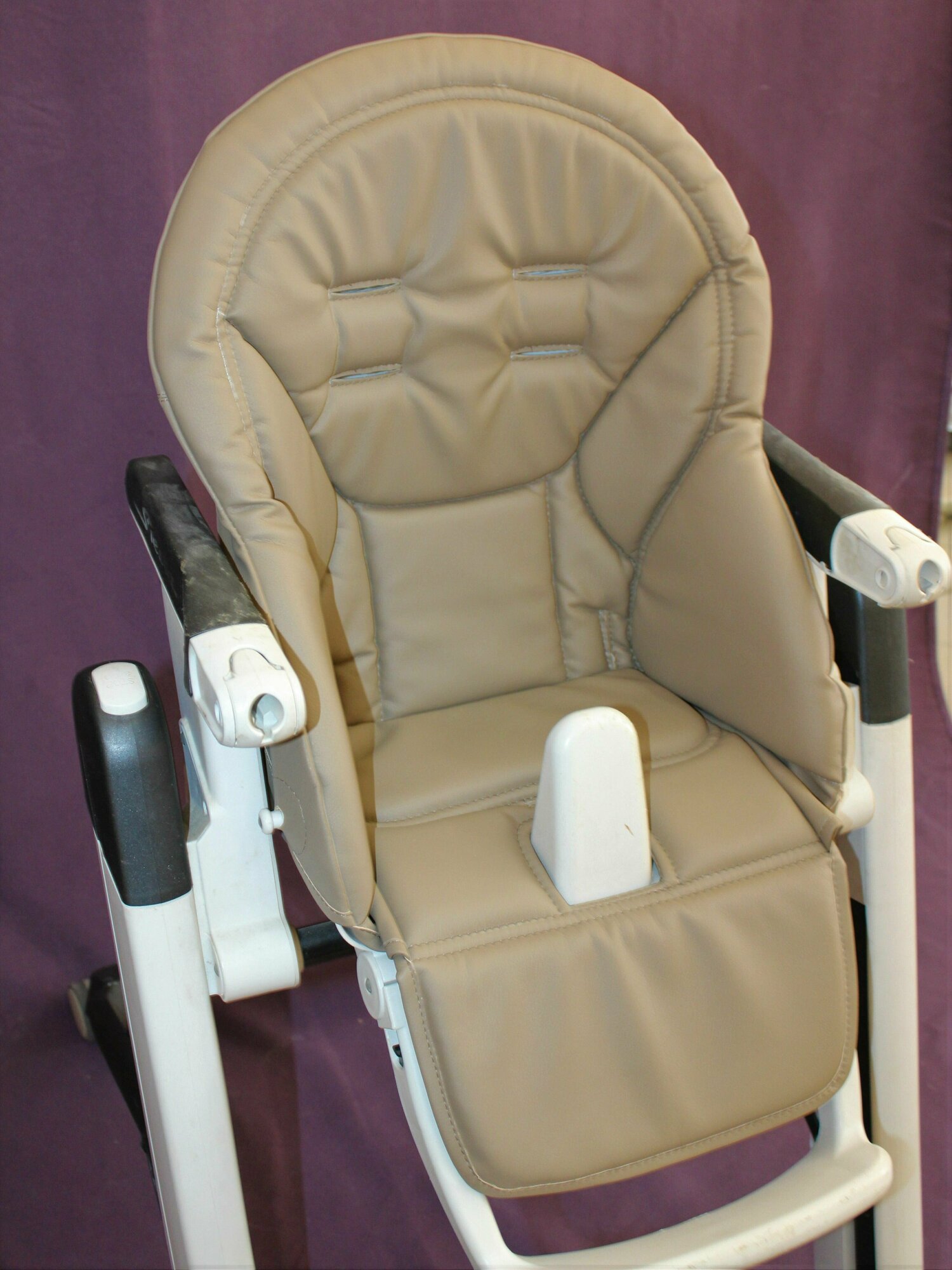 фото Чехол на стульчик для кормления Peg-Perego Siesta /Zero 3