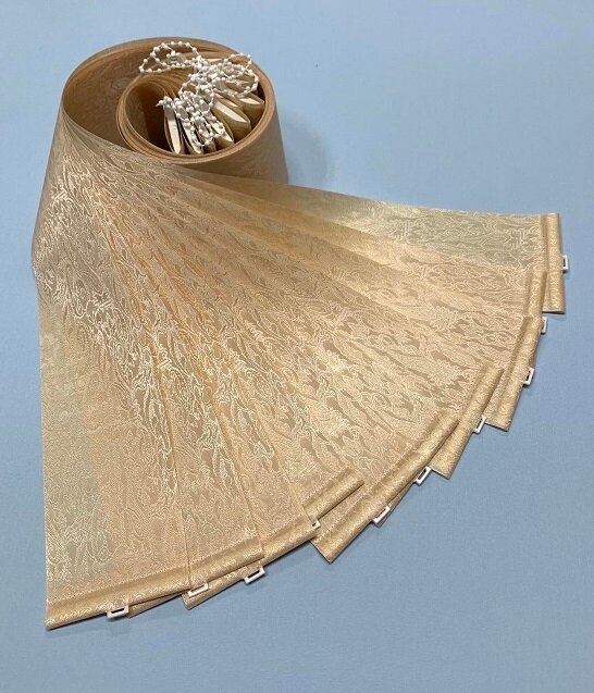 Ламели для вертикальных жалюзи. Коллекция Дейли Люкс. Цвет. Бежевый-29. Длиной ламели 180 см. х 10 шт. Карниз приобретается отдельно.