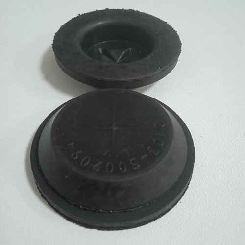 Заглушка отверстия днища бензобака запасного колеса арт 2103-5002094 для ам ВАЗ 2101-07 LADA в комплекте 2шт 350₽