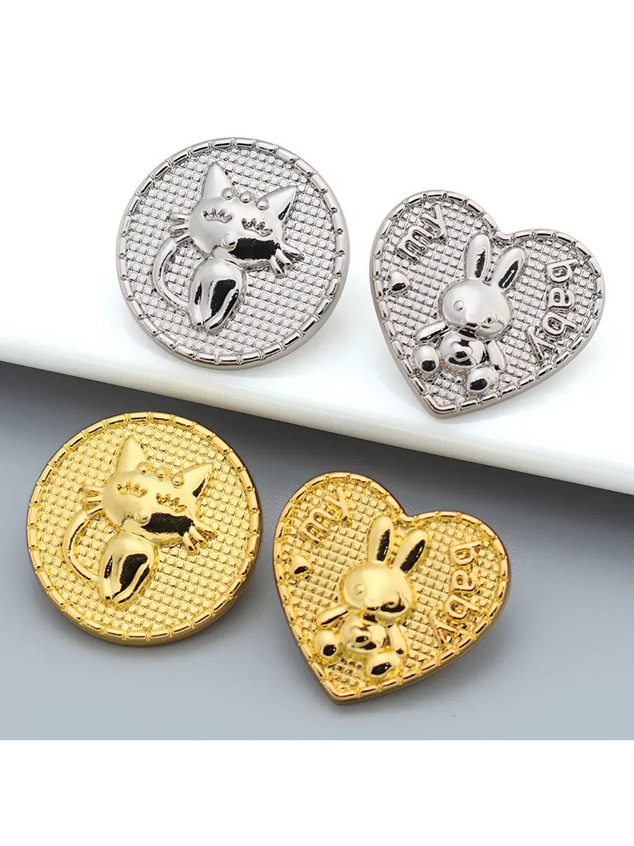 Набор серебристых металлических пуговиц — фото 1