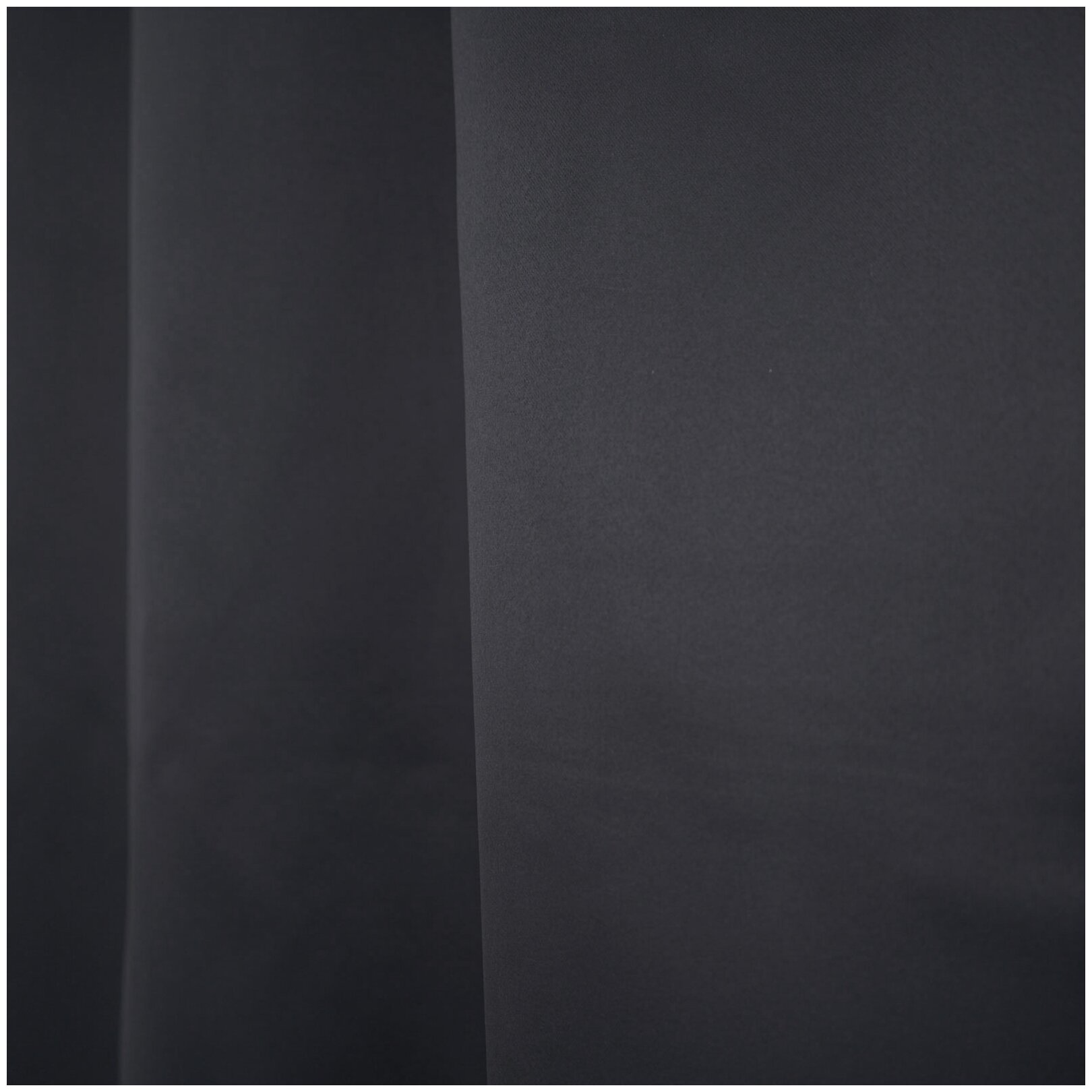 Штора портьерная блэкаут Witerra Матовый 135х260 см, черный, пэ 100% - фотография № 4