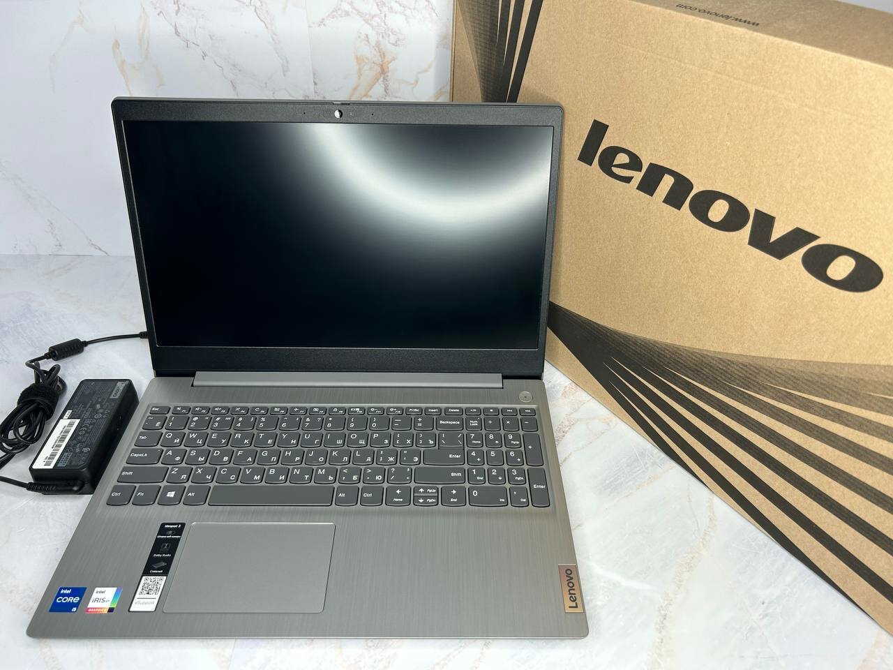 Ноутбук Lenovo ideapad 3-15ITL05. Конфигурация: Intel Core i5 1135G7 2.4 ГГц/8 ГБ/256 ГБ/Intel Iris Xe Graphics/Windows 11 Pro/FHD IPS/A1