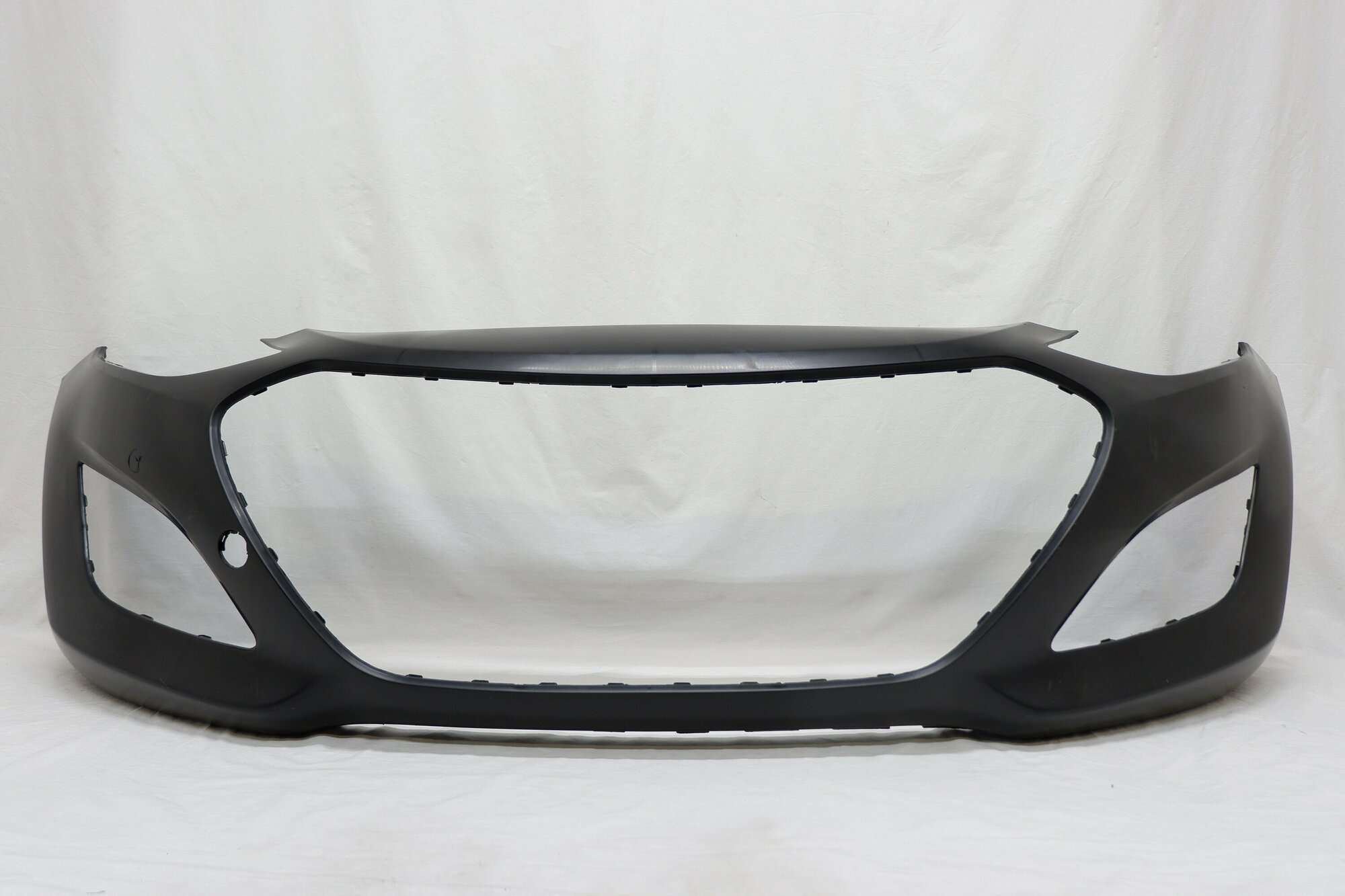 Бампер передний Hyundai Matrix 1 2008-2010 8651110000