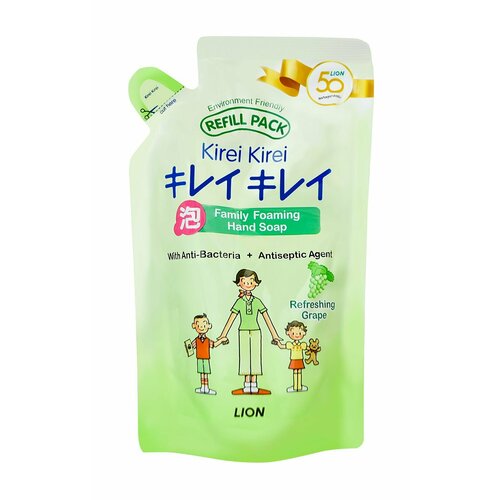 Сменный блок антибактериального мыла Lion Thailand Kirei Kirei Family Foaming Hand Soap With Anti-Bacteria