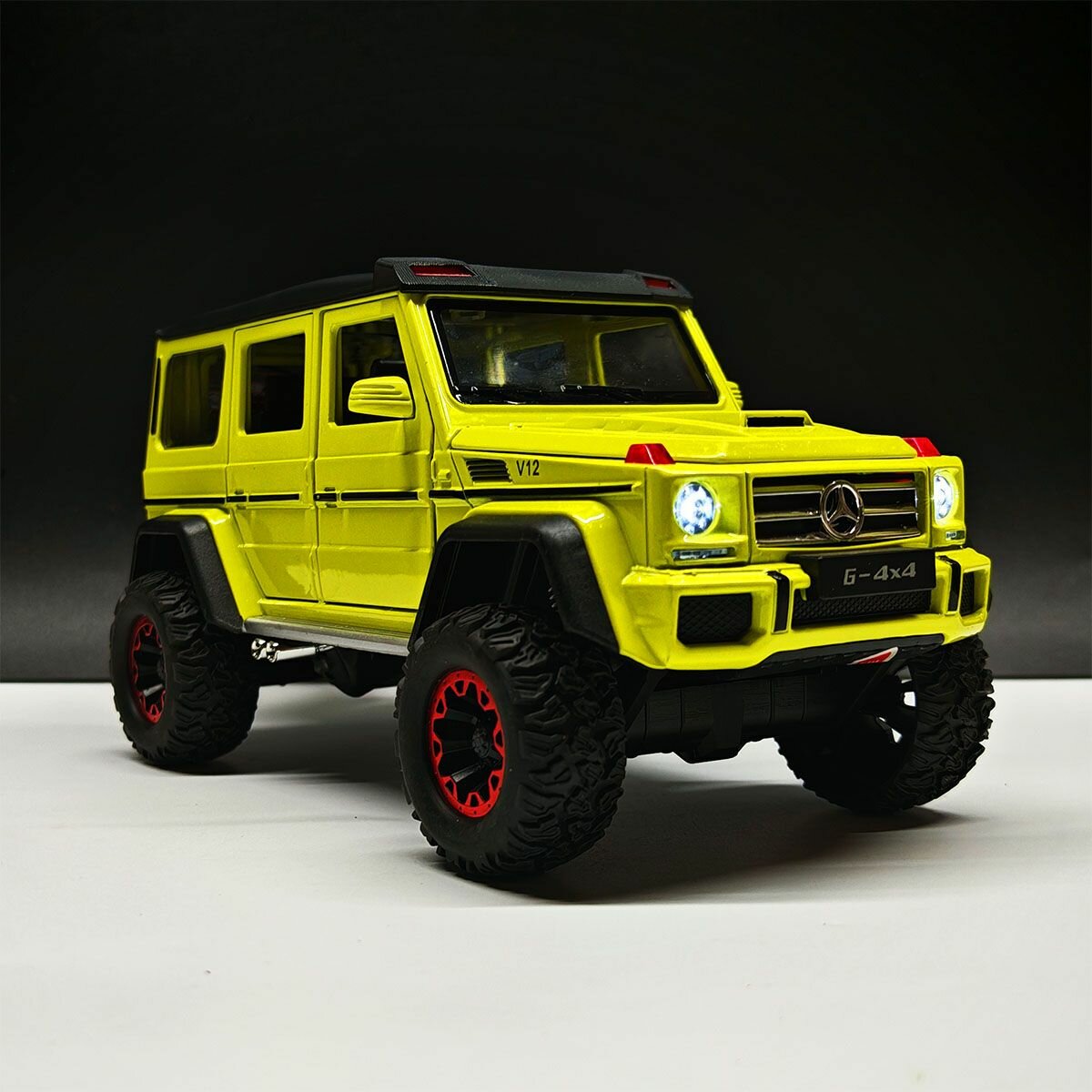 Машинка Mercedes G500 Off-Road металлическая модель 1:24 Машина игрушечная Мерседес Гелик внедорожный желтый