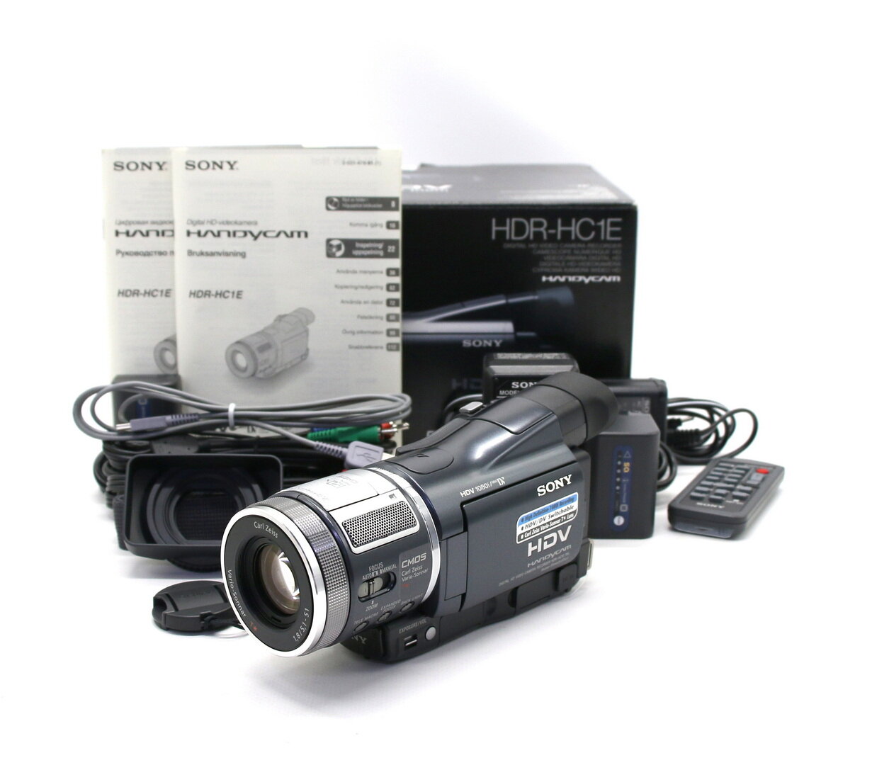 Видеокамера Sony HDR-HC1E в упаковке
