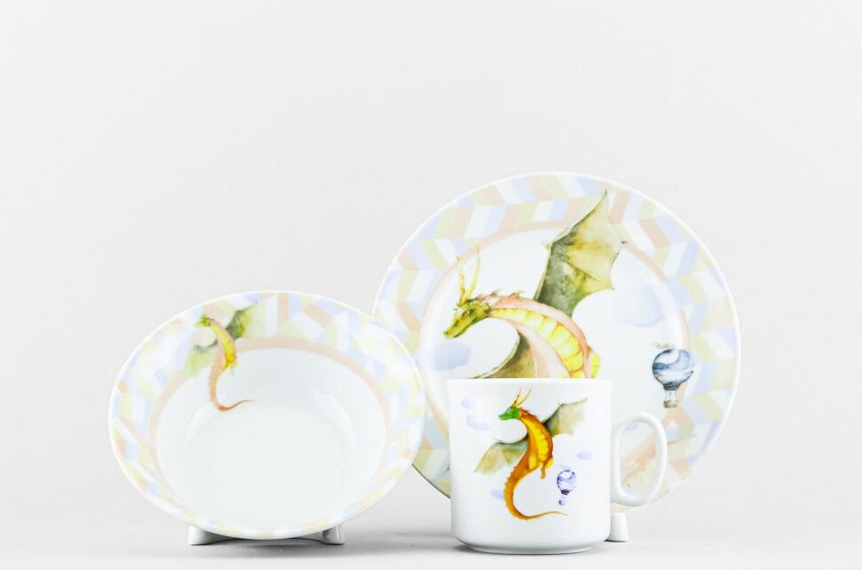 фото Набор детской фарфоровой посуды из 3 предметов Добруш "Страна драконов" (тарелка, салатник, кружка)