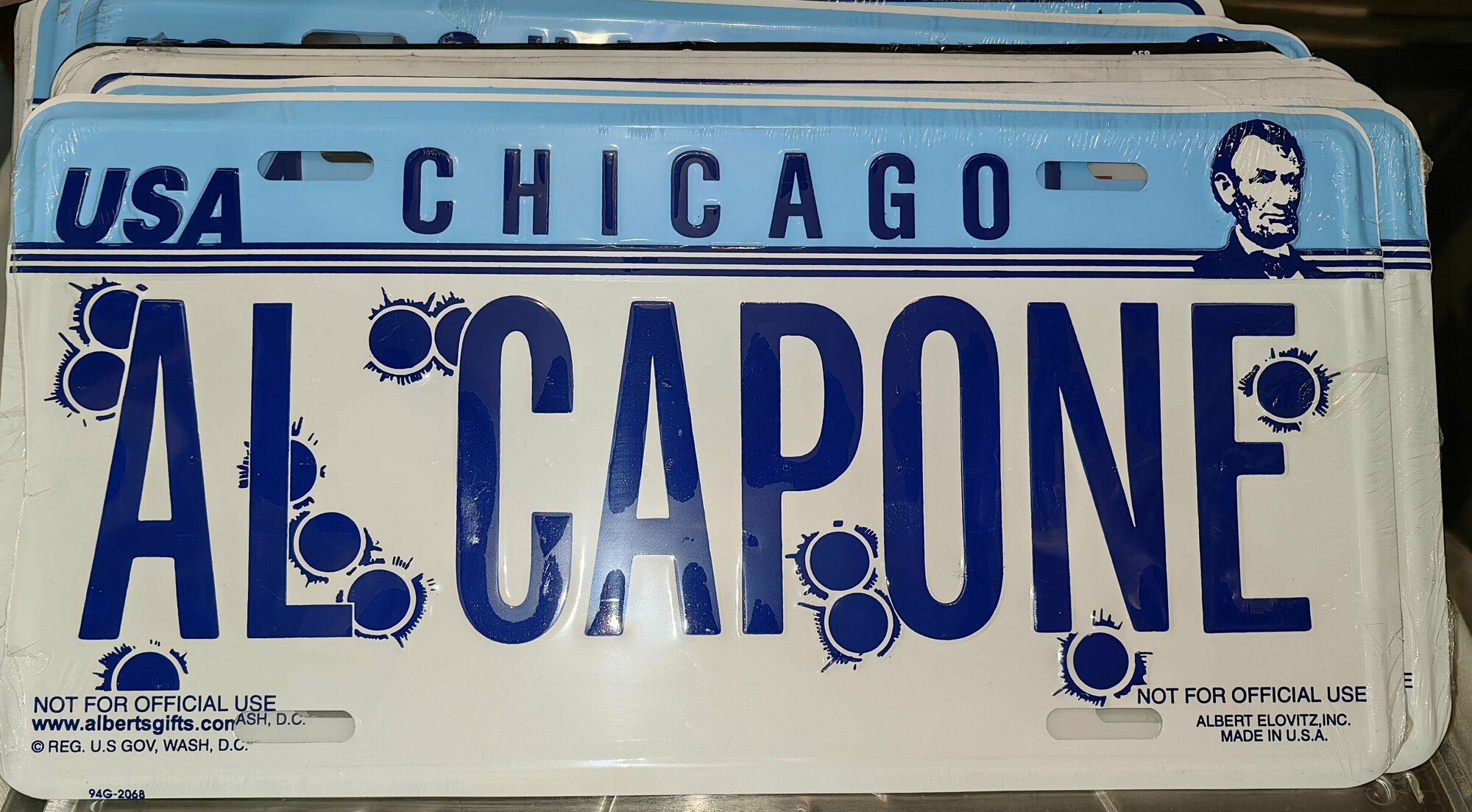 Сувенирный автомобильный номер AL CAPONE CHICAGO, USA, алюминий, 15х30 см.