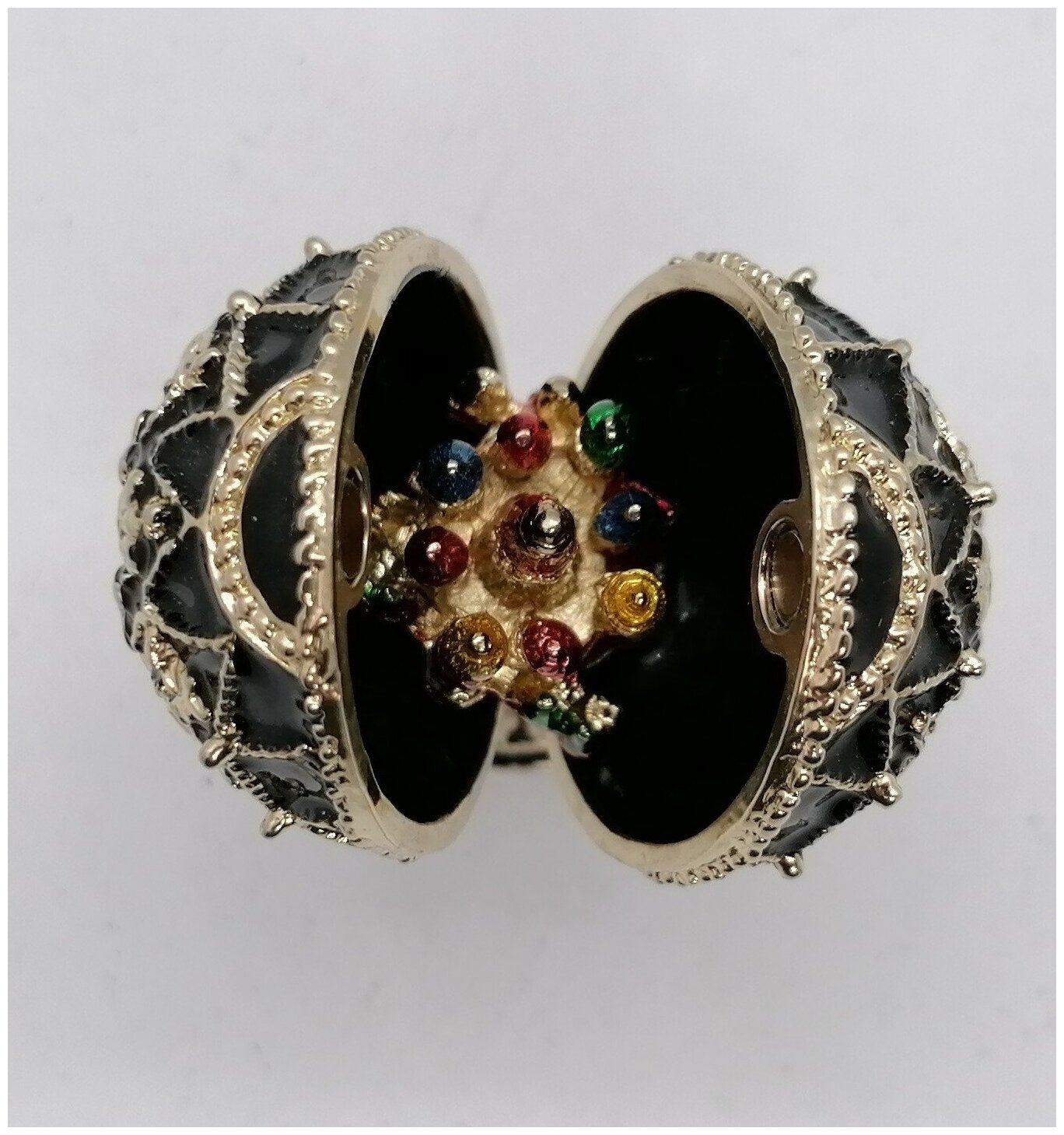 Яйцо Фаберже герб с храмом — фото 1