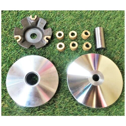 Вариатор передний для скутера 153QMI, 158QMJ, Stels, Keeway в сборе