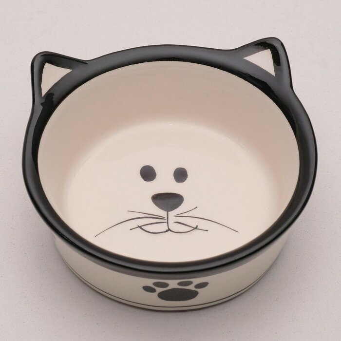 Миска керамическая "Подмигивающий кот", 11 х 4,8 см, 200 мл, бело-черная,