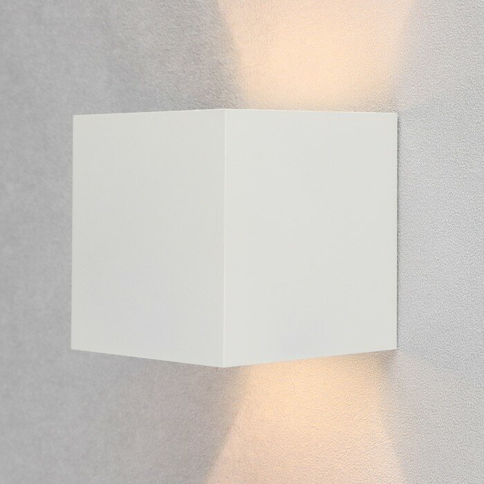 Светильник светодиодный КНР настенный, 6 Вт, 450 Лм, 3000 К, IP54, 220 В, металл, белый - фотография № 2