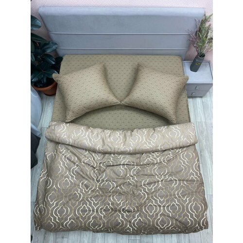 золотистый, коричневый