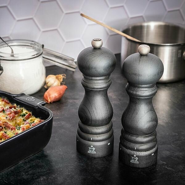 Мельница для соли Peugeot Paris, цвет жемчужный серый - фото №6