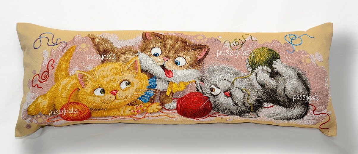 фото Подушка Декоративная Гобеленовая 32х85 "Баловни Три котёнка"