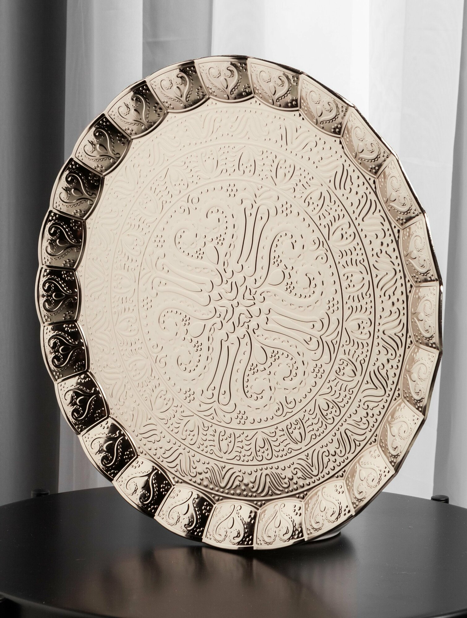 фото Поднос круглый турецкий серебро