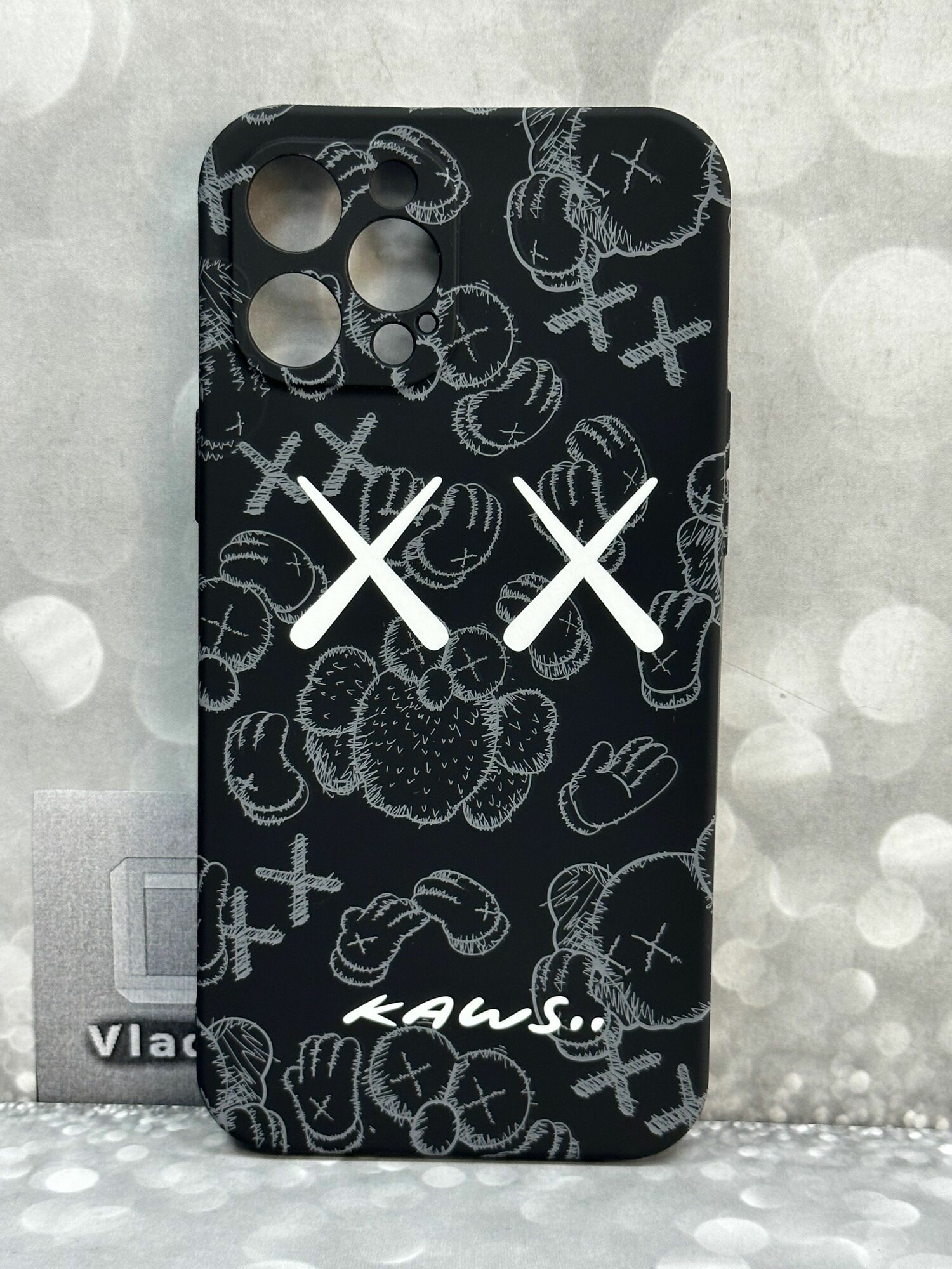 Светящийся чехол-накладка для Iphone 12 pro max Айфон 12 про макс LUXO.KAWS с флуоресцентным рисунком