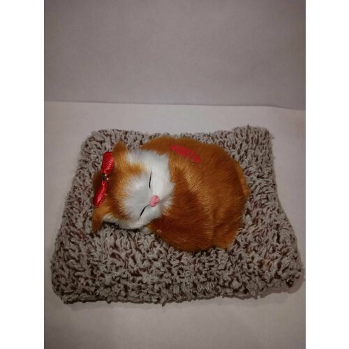 Мягкая игрушка*Котенок спящий на коврике, мяукающий*, рыжего цвета (16см. х13см), антистресс